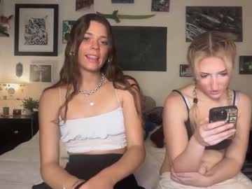 miamoorexo's chat room