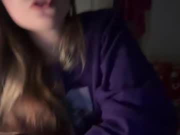 fantasyella's chat room