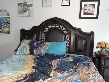 pussylix3's chat room