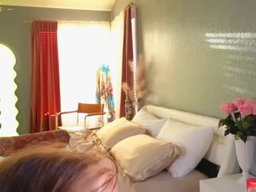 _stella_rose_'s chat room