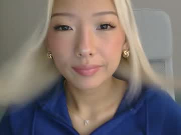 vivianwinters's chat room