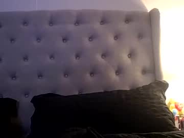 coupleoffantastics's chat room