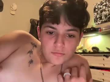 skinnyangel21's chat room