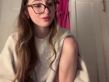 fantasyella's chat room