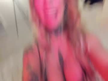 xlunaskye's chat room