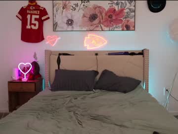 ari_lovexo's chat room