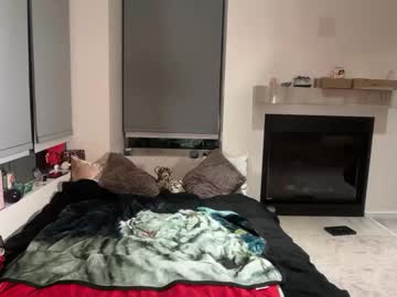 lilybrown07's chat room