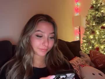 nicolelovesyou444's chat room