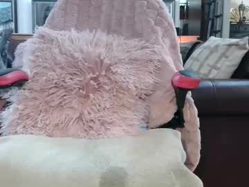 littlepistol's chat room