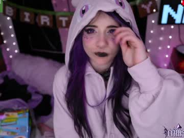 crimsonkitten's chat room