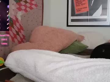 dreamgirl_666's chat room