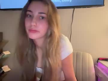 sweetgirlzara's chat room