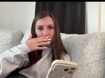 laylahlaylah1's chat room