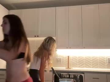 summerclarkee's chat room