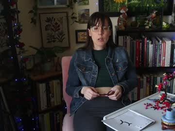 ellynaomi's chat room