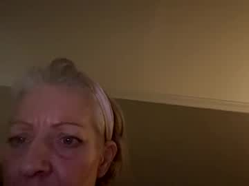 slutrider69's chat room