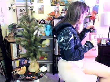 ellynaomi's chat room