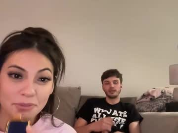 laylakitten4's chat room