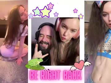 manicpixiedreamfrog's chat room