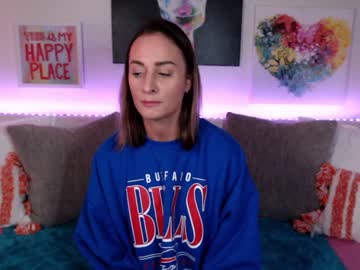 holihurricane's chat room