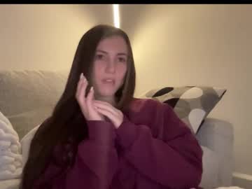 laylahlaylah1's chat room