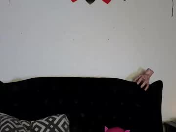 ivey_strigoi's chat room