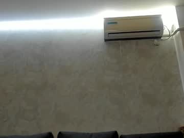 v_deville's chat room