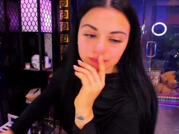 alma_pearl's chat room