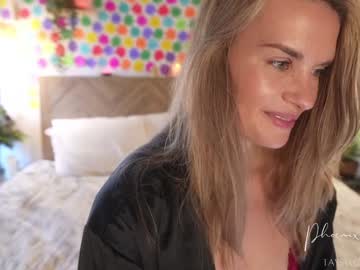 phoenix_taylor's chat room