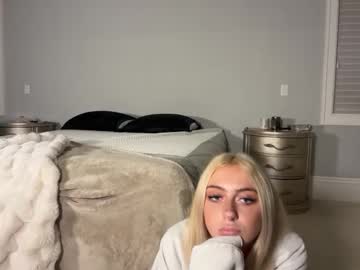 chloeros3e's chat room