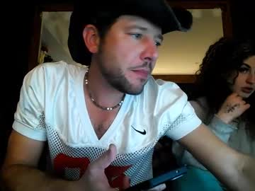 bobbyandsadie's chat room