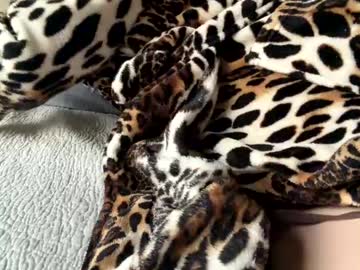 hawt_ass_milf's chat room