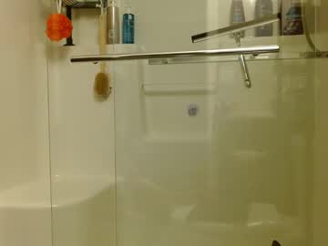 way2hot4u69's chat room