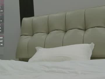 vivianwinters's chat room