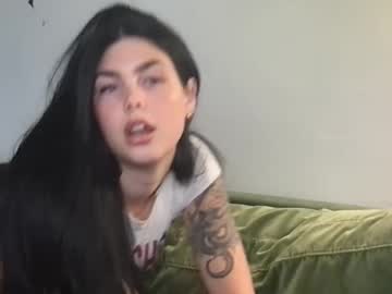 stacywithuu's chat room