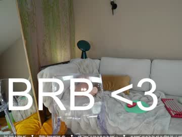 vivid_whit's chat room