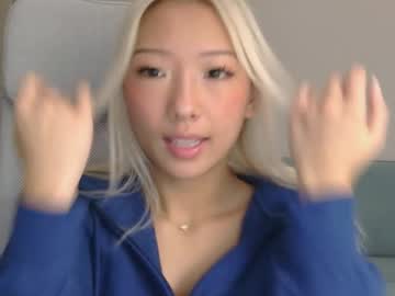 vivianwinters's chat room