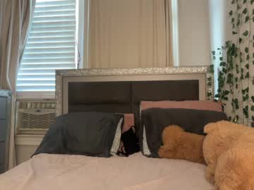 sophiasecretsx's chat room