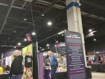 yourgirlmillie's chat room