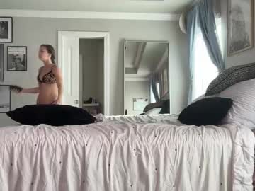 brielledaviss's chat room