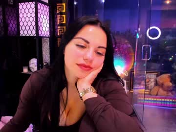 alma_pearl's chat room