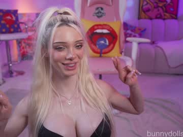 bunnydollstella's chat room