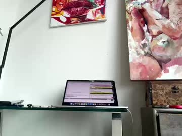 hawt_ass_milf's chat room