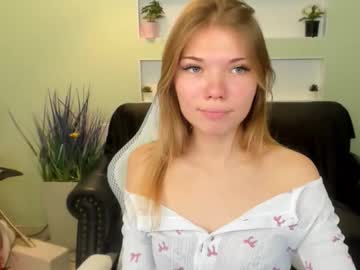 michafox's chat room