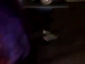 love_blooms's chat room