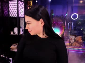 alma_pearl's chat room