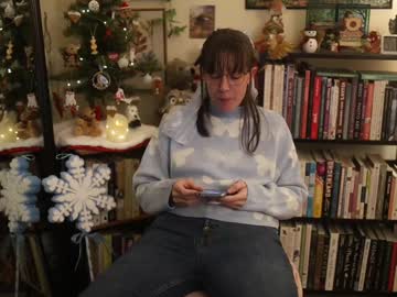 ellynaomi's chat room