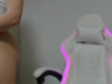 adventurina's chat room