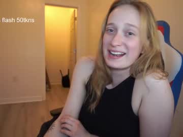 laylas_universe's chat room