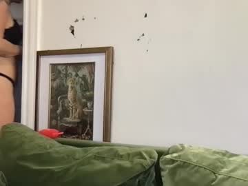 stacywithuu's chat room